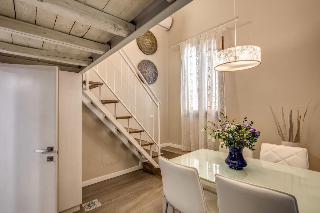 Апартаменты Domus Urbana Рим Экстерьер фото