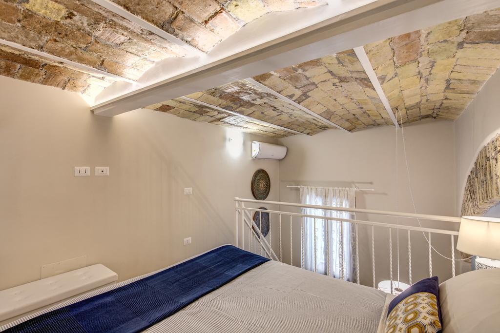 Апартаменты Domus Urbana Рим Экстерьер фото